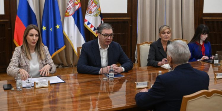 Вучић о енергетској безбедности са Москвом и Будимпештом