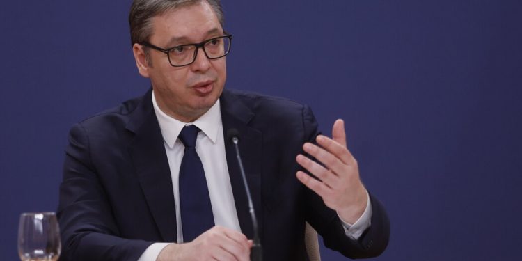 Председник Србије позвао на јединство пред изборе на КиМ