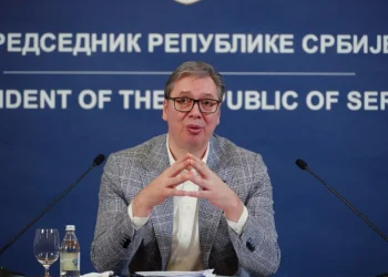 Вучић: Надам се да ће Рафинерија за 10 дана почети да ради