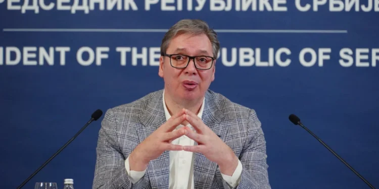 Вучић: Надам се да ће Рафинерија за 10 дана почети да ради