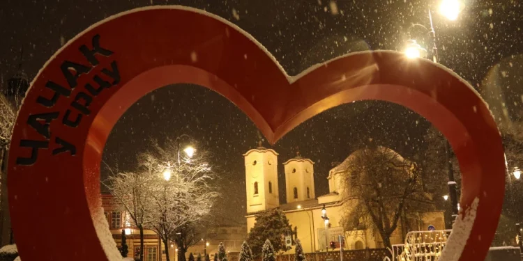 Кривичне пријаве против шест особа због гађања Ане Бекуте леденицама