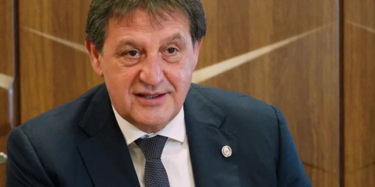 Министар Гашић: Нема заштићених у борби против криминала