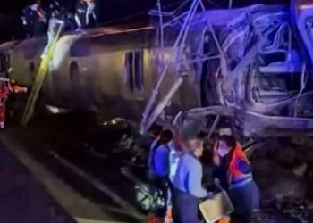 УЗРОК ТРАГЕДИЈЕ У ШПАНИЈИ ЈОШ У ИСТРАЗИ, АЛИ ПРВИ НАДЗОРИ УКАЗУЈУ НА ПОЛОМЉЕНУ ШИНУ