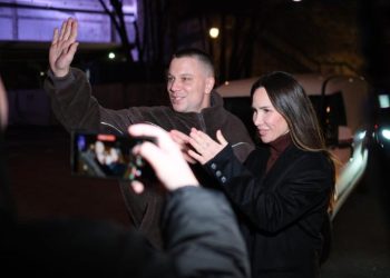 ПОЈАВИЛИ СЕ НА ЈАВНОМ МЕСТУ: НИКОЛИЈА И РЕЉА НЕМАЈУ  КОМЕНТАРА ОКО СКАНДАЛА