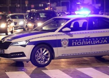 СЕДМОРИЦА ВОЗАЧА У БОРУ УХВАЋЕНИ ПОД ДЕЈСТВОМ АЛКОХОЛА И ДРОГА