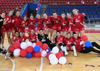 Женски рукометни клуб „Бор” ; заједништво и тимски дух