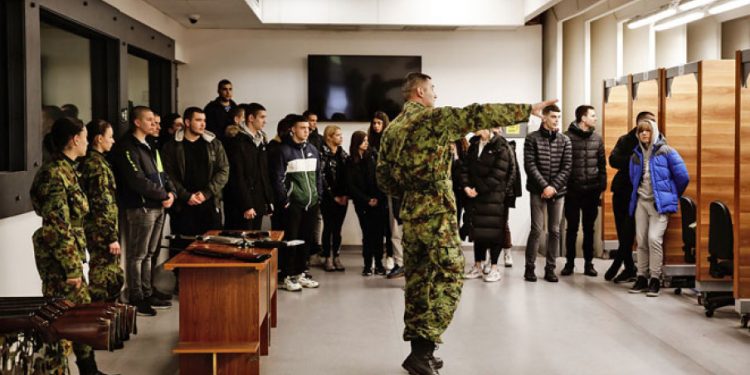 Акција „Отворена врата” сваке суботе у војним школама