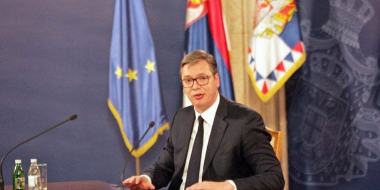 Вучић данас присуствује седници Владе Србије