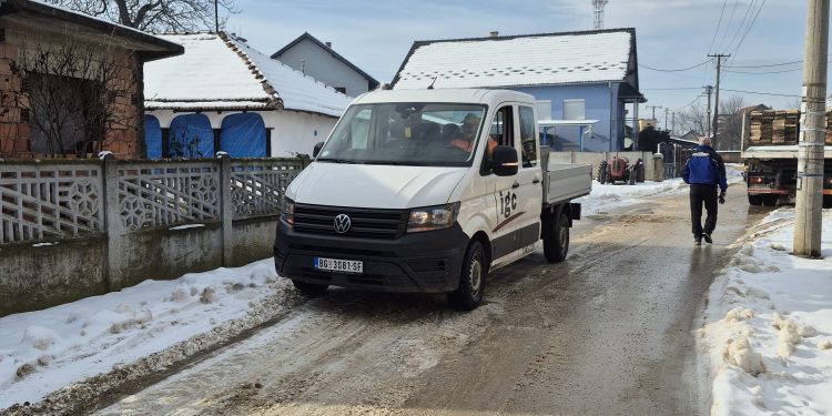 Санација рупа и припреме за асфалтирање у селима општине Кладово