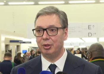 „ГАРАНТОВАЛИ СМО РАД РАФИНЕРИЈЕ И СТАБИЛНОСТ УПРКОС САНКЦИЈАМА!“ Вучић из Давоса најавио посету НР Кини и упозорио на нове глобалне ризике