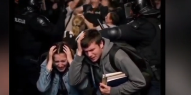 Блокадери злоупотребили вештачку интелигенцију са циљем да изазову насиље