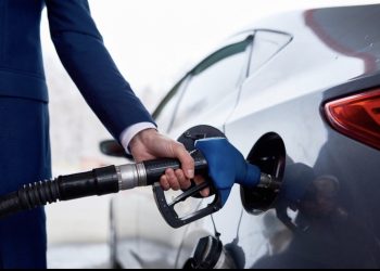 ЛАКШЕ ЗА ВОЗАЧЕ: ДИЗЕЛ И БЕНЗИН ЈЕФТИНИЈИ НА ПУМПАМА