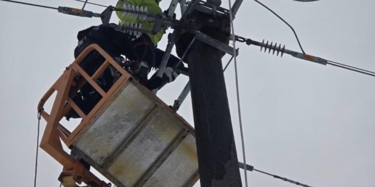 ДЕО УЛИЦЕ ЦРНОВРСКИХ БРИГАДА У БОРУ БЕЗ СТРУЈЕ: ЕКИПЕ НА ТЕРЕНУ, НОРМАЛИЗАЦИЈА У ТОКУ