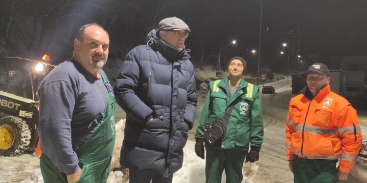 Председник општине Мајданпек, Драган Поповић, обишао дежурне службе