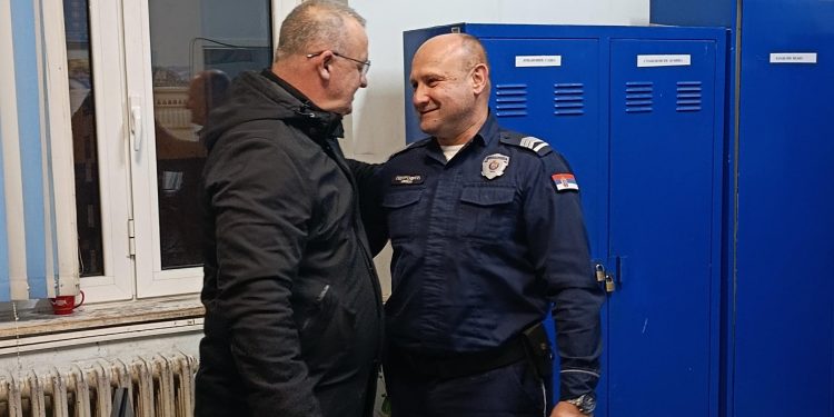Председник општине Кладово Саша Николић обишао дежурне службе