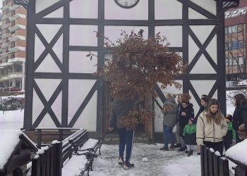 У Мајданпеку се традиционално обележава Бадњи дан