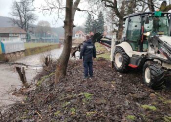 Пораст водостаја на више водотокова – службе на терену, ситуација под контролом