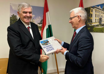 ​Бериша: Србија и Мађарска су пример заштите мањинских права