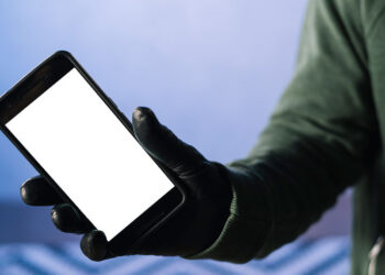 Шпијунски софтвер на телефону новинара: Амнести открио како је „Предатор” упао у уређај