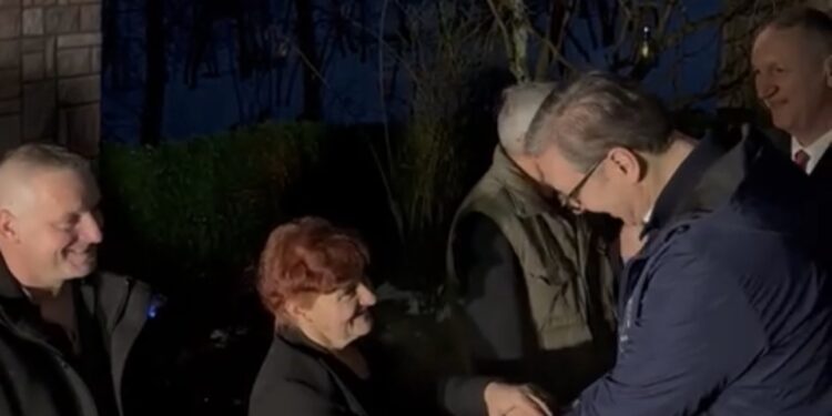 Грађани из села Горање код Бора поручили председнику: „Да будете председник још 100 година!“