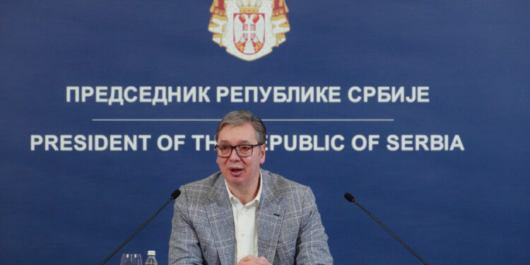 Вучић сутра од владике Сергија добија орден за доброчинство