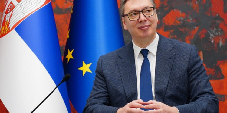 Вучић поводом кинеске Нове године: Да односи између Србије и Кине напредују брзином коња у галопу