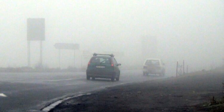 Упаљен метеоаларм због опасне временске појаве: овај део Србије на удару, јако ледено време