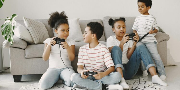 Колико дуго деца смеју да играју игрице?