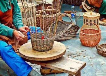 ПРОМОЦИЈА СТАРИХ ЗАНАТА У МЕТОВНИЦИ: Вечерас култура и дружење у Дому културе