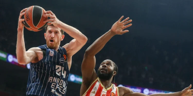 Звезда савладала Ефес, Партизан поражен од Фенербахчеа