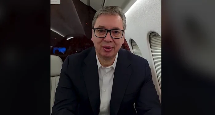 Председник Вучић у авиону за Казахстан, посетио пре пута министра Дачића