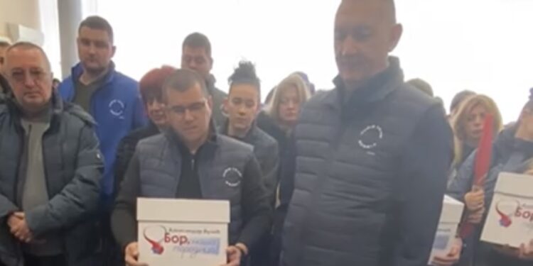 СНС предала листу кандидата за локалне изборе у Бору