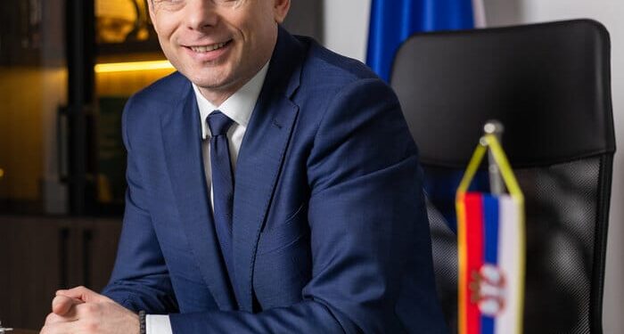 Арно Гујон: Црква у Зеници враћена у власништво Српске православне цркве