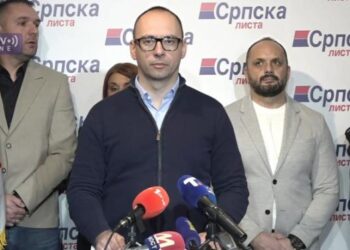 „ОТКЛОНИЛИ СМО ВЕЛИКУ ОПАСНОСТ“ Игор Симић: Од 15. марта нема прогона Срба са Косова и Метохије, српске образовне и здравствене установе настављају са радом!