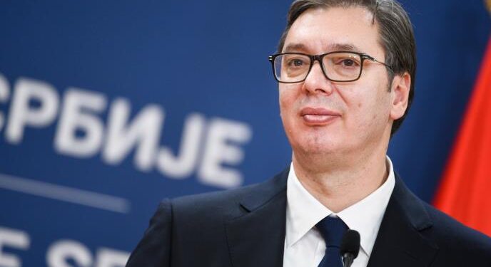 ТАЧНО У ПОДНЕ! Председник Вучић с представницима компаније Азвирт