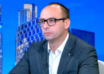 Игор Симић: Приштина покушава да применом закона о странцима избрише близу 10.000 Срба са КиМ