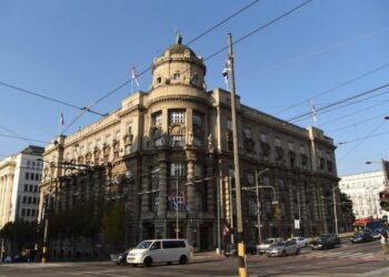 ВЛАДА СМАЊИЛА АКЦИЗЕ НА БЕНЗИН И ДИЗЕЛ У СРБИЈИ: Ево колики су нови износи