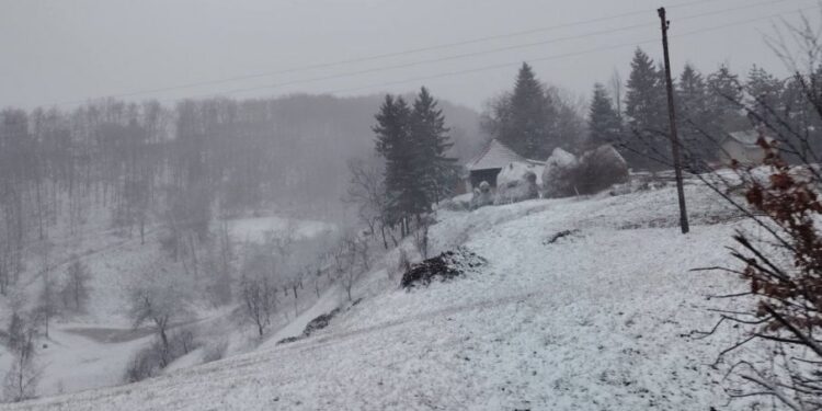 БИЋЕ И СНЕГА: Ово је тачан датум промене времена у Србији