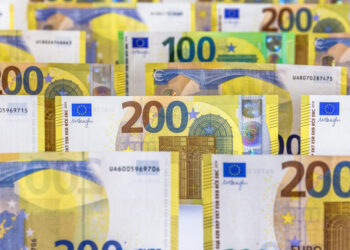 Инфлација у САД у фебруару 2,4 одсто