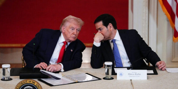 Поклон Путину из Вашингтона: Трамп и Рубио најавили повлачење из преговора о Украјини