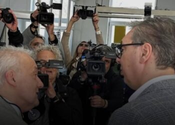 ВУЧИЋ НАЈАВИО ДА ЋЕ ГОРИВО У СРБИЈИ ОСТАТИ МЕЂУ НАЈПОВОЉНИЈИМ У РЕГИОНУ