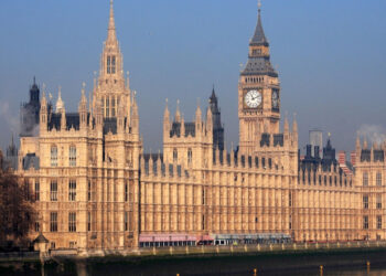 Трошкови задуживања Велике Британије достигли највиши ниво од 2008. године