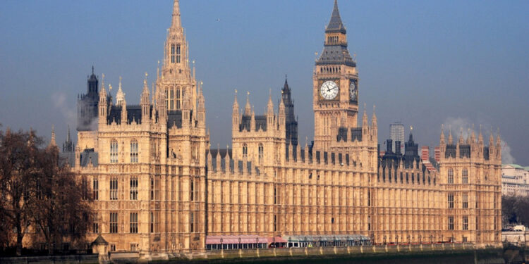 Трошкови задуживања Велике Британије достигли највиши ниво од 2008. године