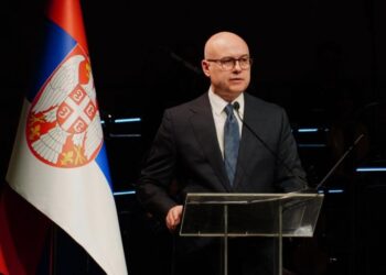 СНАЖНА СИМБОЛИКА ИЗБОРНЕ ПОРУКЕ СНС: Вучевић позива грађане на јединство, а не на поделе