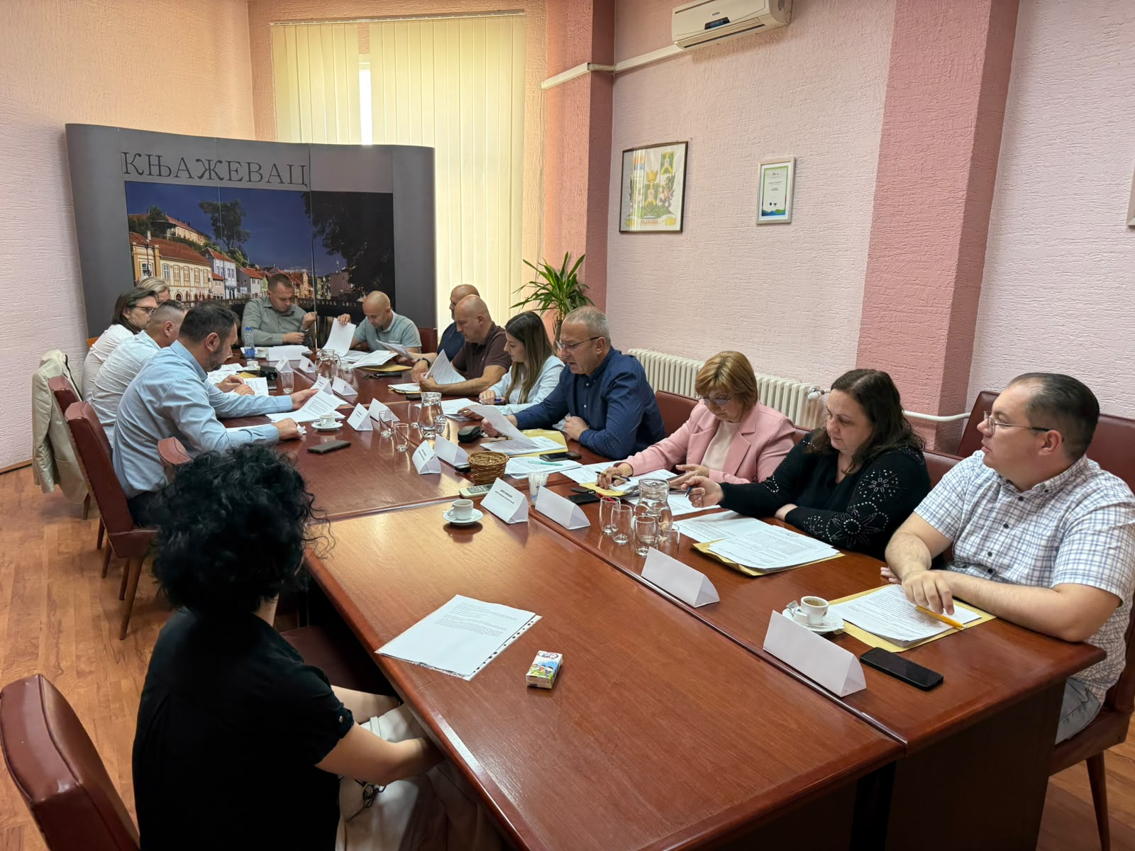 Одржана прва седница Општинског већа у Књажевцу: Усвојени предлози важни за финансије, инвестиције и подршку грађанима