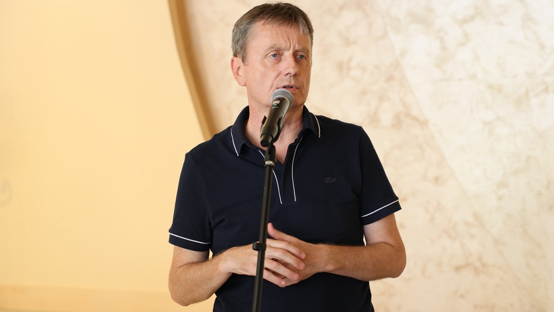 Глишић младима СНС-а у Књажевцу: „Нама је запало да одбранимо право људи на слободу, рад и нормалан живот“