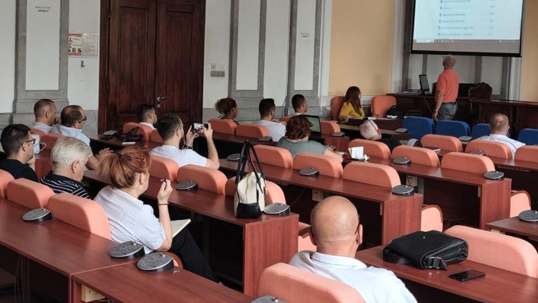 ПОДРШКА ПРИВРЕДНИЦИМА У ЗАЈЕЧАРУ: Представљено десет програма Министарства привреде