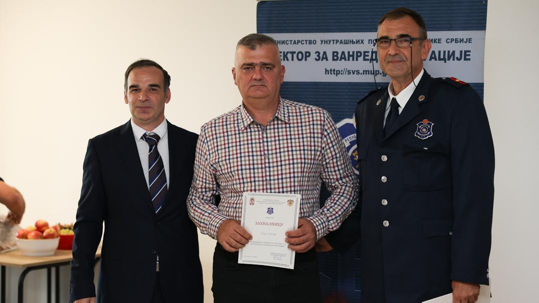 ДАН СЕКТОРА ЗА ВАНРЕДНЕ СИТУАЦИЈЕ: У Зајечару уручене захвалнице за подршку ватрогасцима-спасиоцима